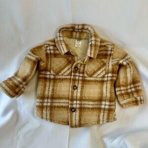 Carter’s Cream and Tan Shacket Size 12m